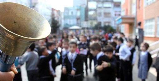 16 Milyon Öğrenci Karne Alacak, Yaz Tatili Başlıyor, Okullar Ne Zaman Açılacak?