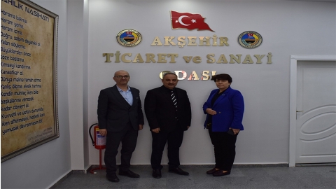 İŞKUR MÜDÜRÜ TÜRKAN PINAR ÇİĞDEM TİCARET VE SANAYİ ODASINA ZİYARETE BULUNDU